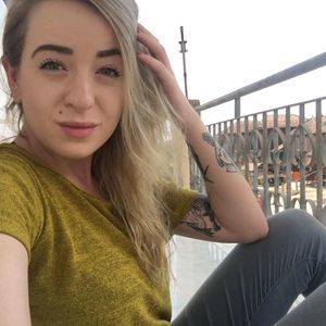 Meet your Posher, Marissa